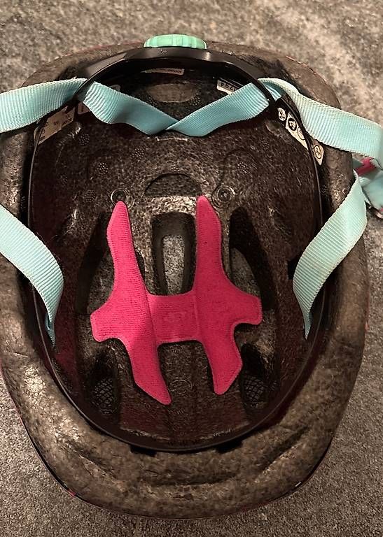 Casques: Casco  Giro da bambina  – D'occasion à Bellinzona par Cat_e_t 2