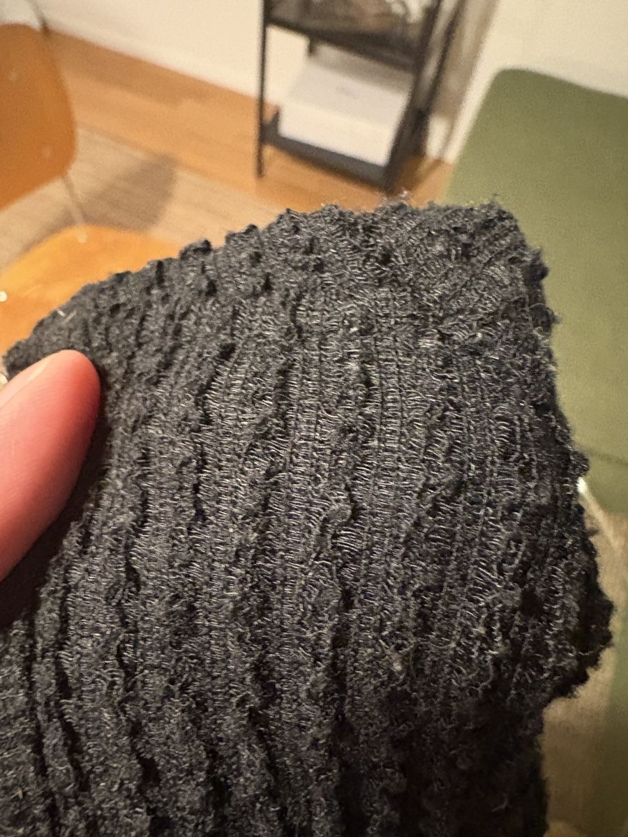 Tops: Men’s black knit singlet Simple Project  – Gebraucht aus Zürich von eda_b878 3