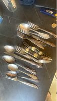 Assortiment de couverts, usagés plaqués argent 60