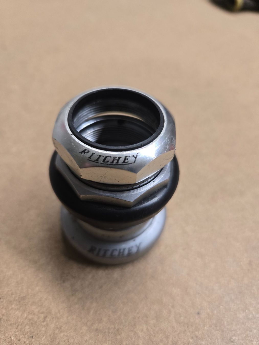 Ritchey Pezzi di ricambio: Ritchey Logic Steuersatz 1 1/8 kult – Usato da Ammerswil AG venduto da Undenheim 1