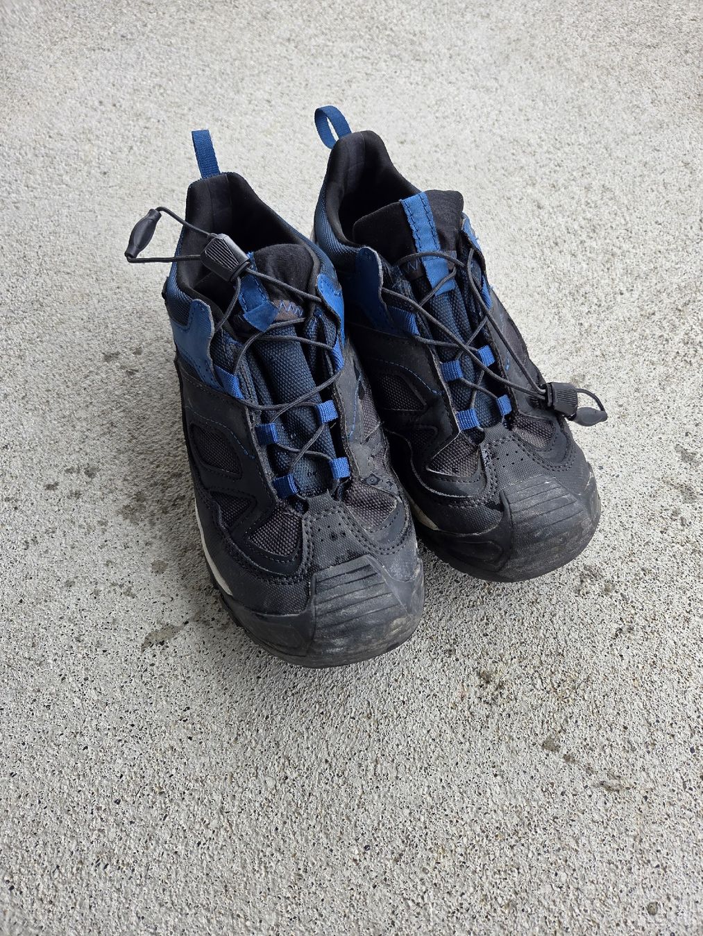 Decathlon Scarpe da uomo: Wanderschuhe Gr.36 – Usato da Root venduto da Melissa011113