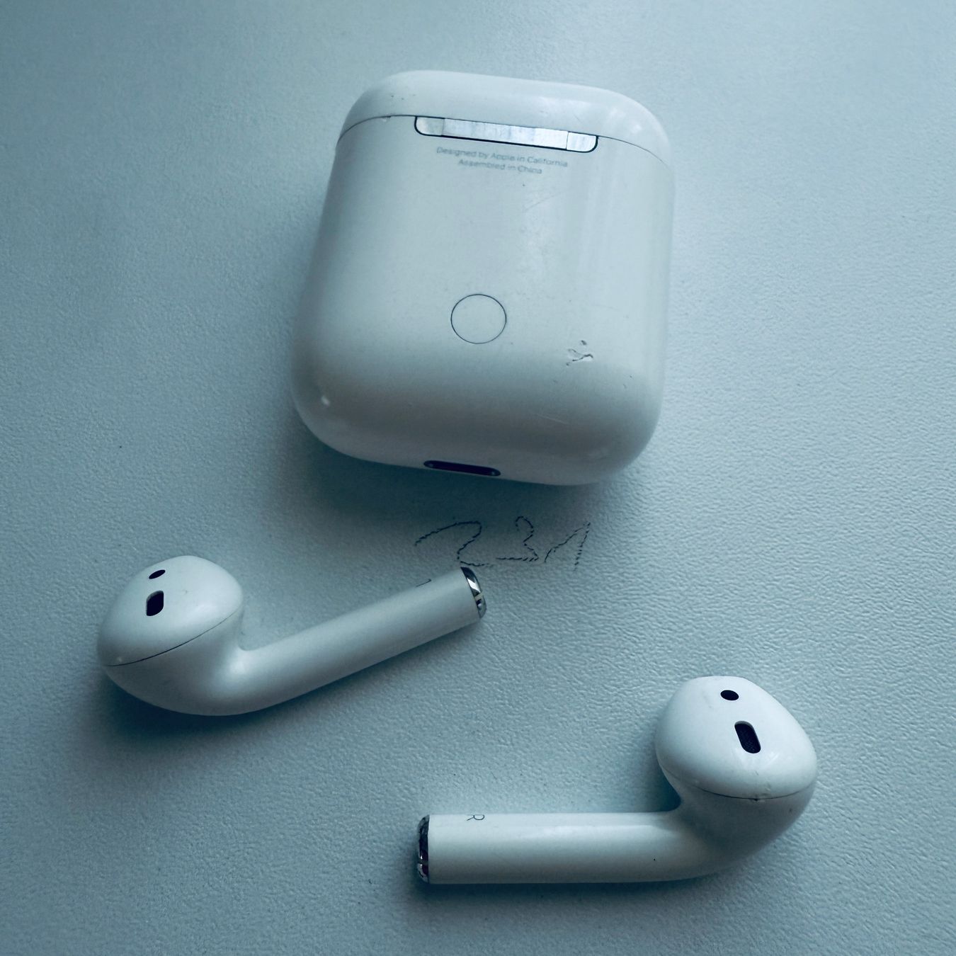 Apple Kopfhörer: Original Apple AirPods 2 Gen. Wireless Kopfhörer & Case – Gebraucht aus Basel von MY.AIRPODS.SHOP 8