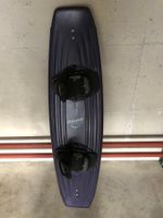 1 Wakeboard schwarz (wenig gebraucht & neuwertig)