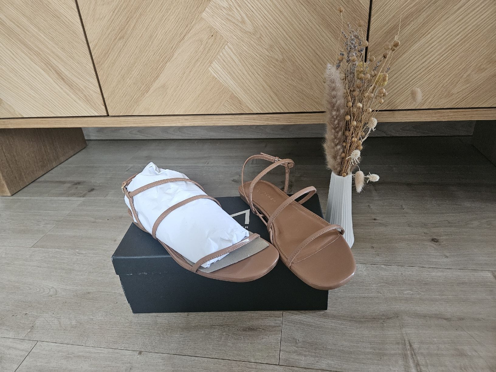 Chaussures femmes: Sandalen Marc Fisher – Neuf avec emballage d'origine à Uttigen par Xenia_Merz