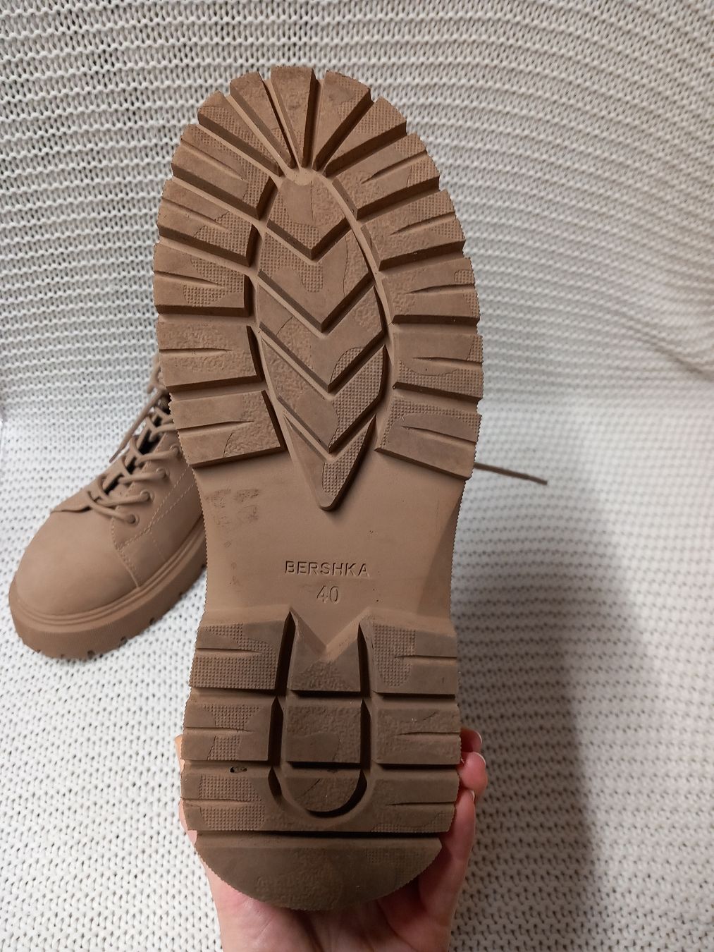 Bershka Damenschuhe: Bershka Schnürboots Gr. 40 beige – Gebraucht aus Gwatt (Thun) von umwelt-brocki 4
