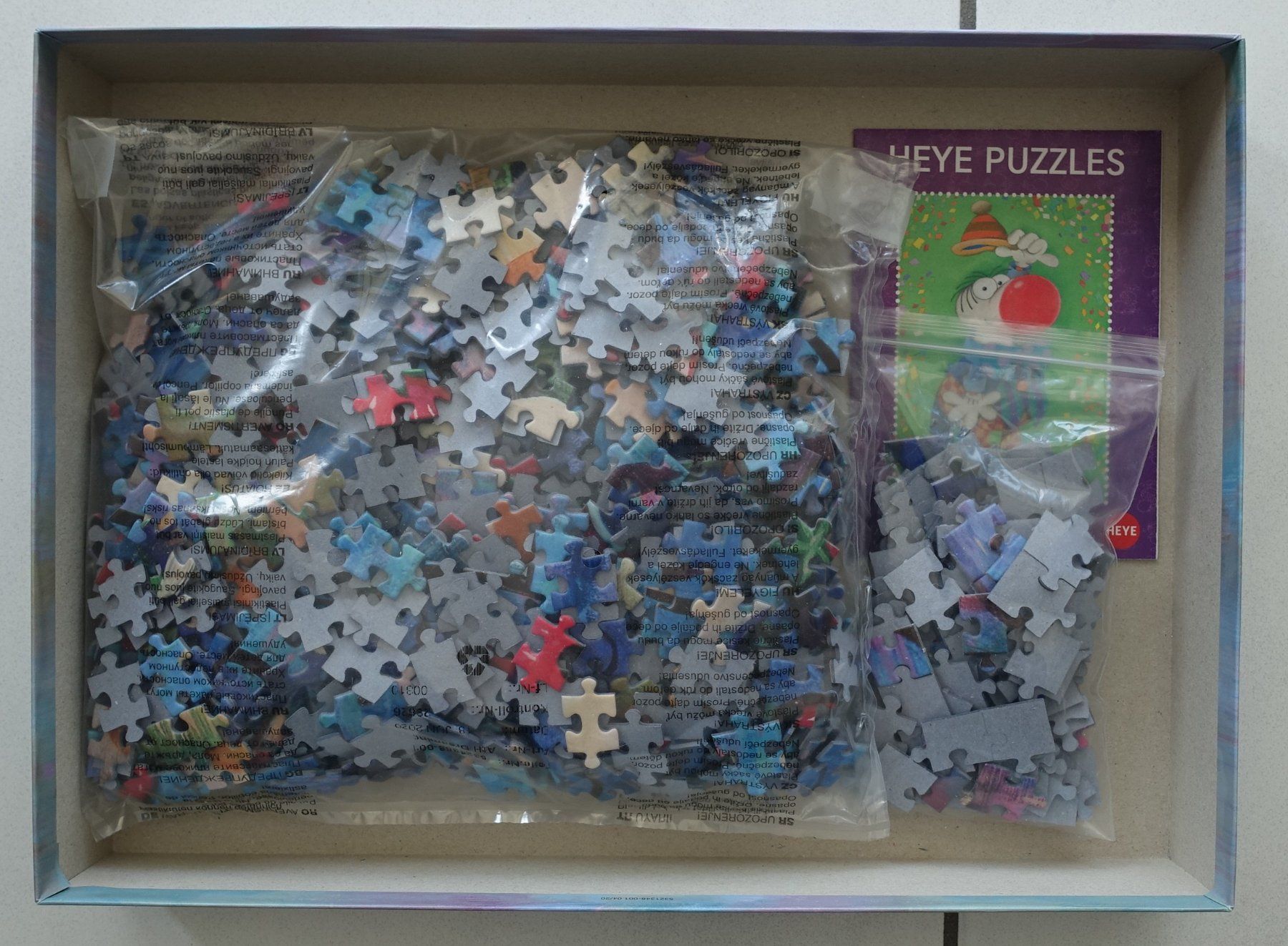 Heye Puzzle: Heye Puzzle 1000 Teile - Strawberry Kitty - Dreaming – Usato da Arbon venduto da drs64 2