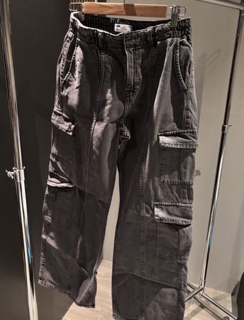 Bershka Grey Wide Leg Cargo Pants - Size S - Great Find!