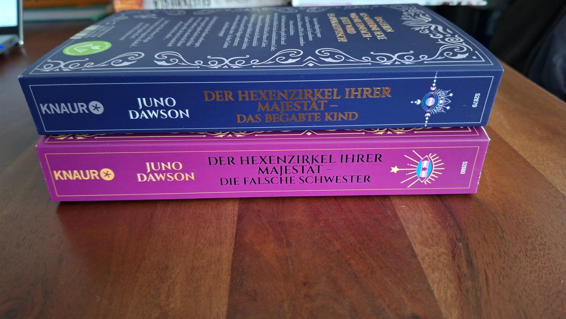 Libri: Der Hexenzirkel Ihrer Majestät Bd. 1 und 2 – Usato da Winterthur venduto da Neko4 2