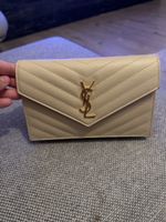 YSL Chain Wallet beige, classy chic! Like new! 50 characters