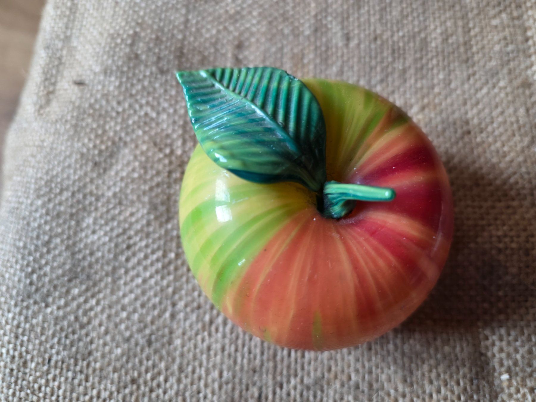 Statuette: Keramik Apfel 7 cm Figur echte Skulptur – Usato da Walterswil BE venduto da Lonitti 3