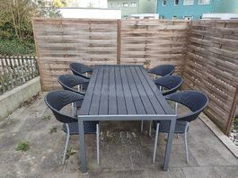 Gartentisch mit 6 Stühlen, wetterfest