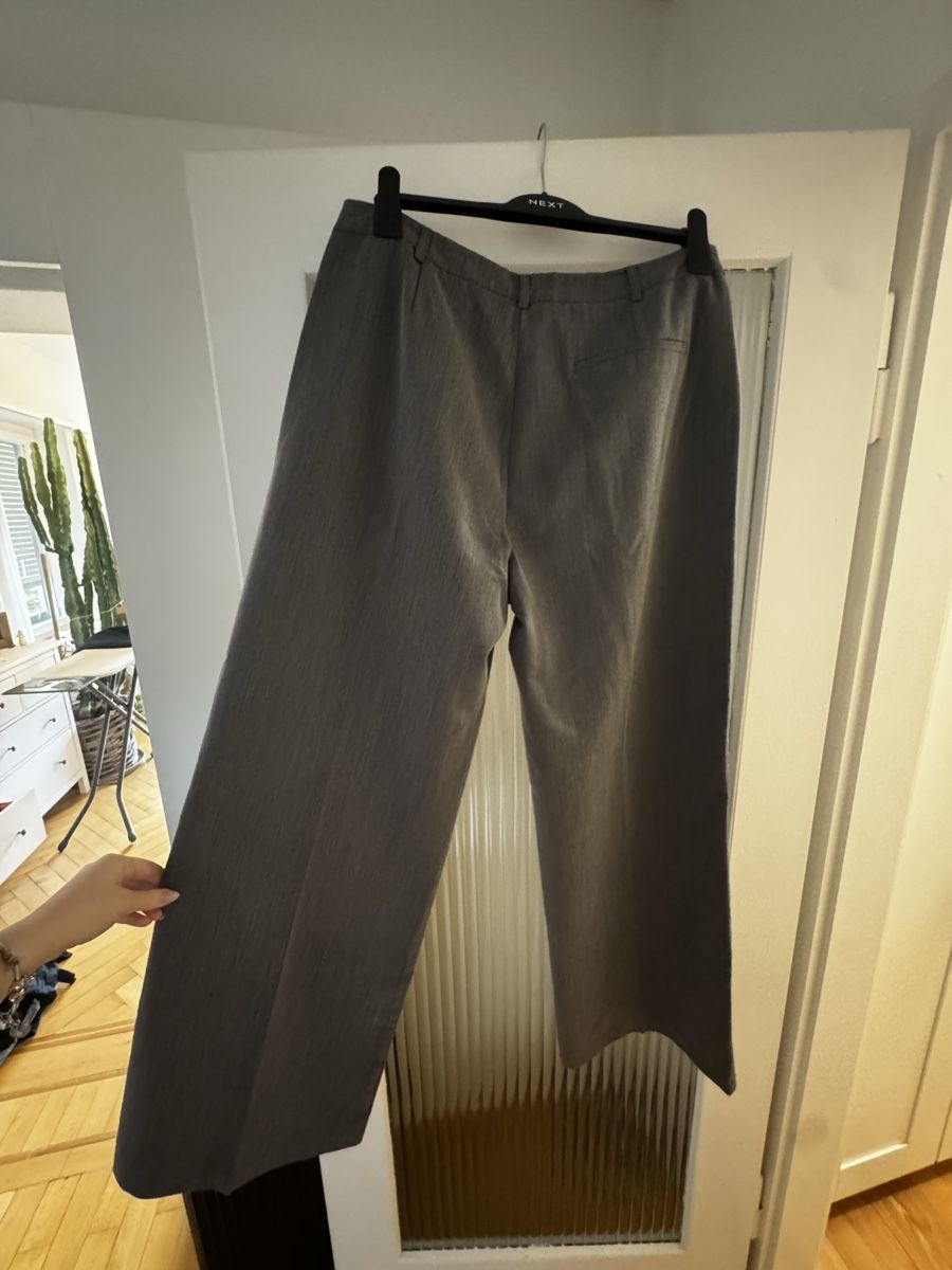 Hosen: Stoffhose grau Gr. 12 – Neu (gemäss Beschreibung) aus St. Gallen von mic_y2tq 2