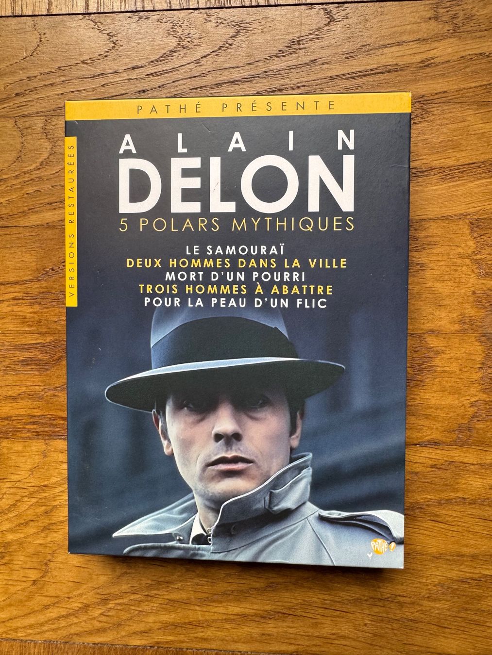 Tous les DVDs: Coffret Delon – D'occasion à Chêne-Bourg par dem_y9pq