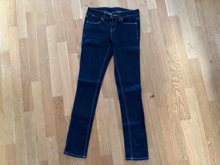 Schöne ungetragene Puma Jeans Grösse 26 / 34