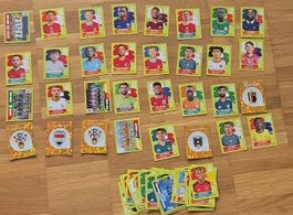 Sammelbildchen Fussball diverse Spieler guter Zustand