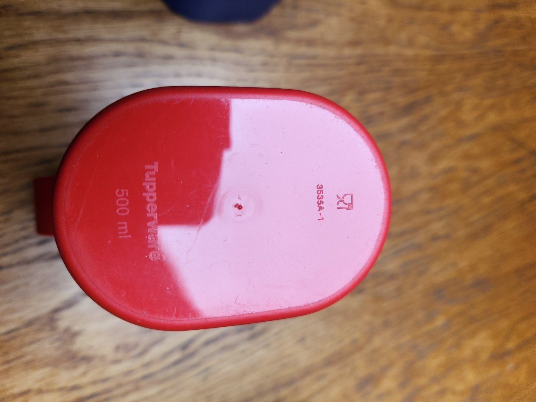 Tupperware Contenitori & Simili: Tupperware Krug 0,5l blau oder grün oder Rot – Usato da Gstaad venduto da Kuhstall-2026 9