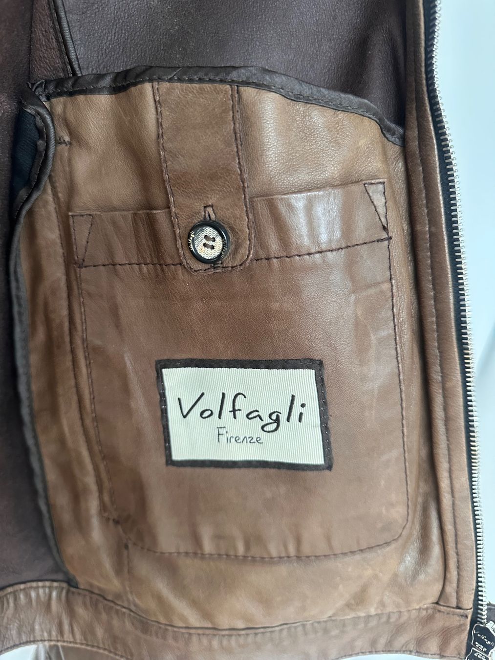 Jacken: Lederjacke Volfagli S – Gebraucht aus Zürich von and_9bmb 3