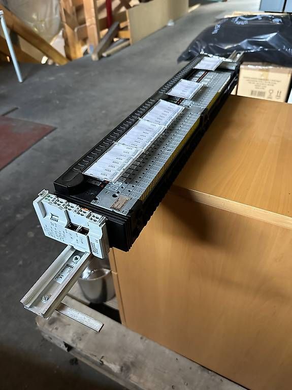 Componenti elettronici: Bürkert Ventilinsel 8644 & Beckhoff KL9050 – Usato da Appenzell venduto da OcclineGmbH 1
