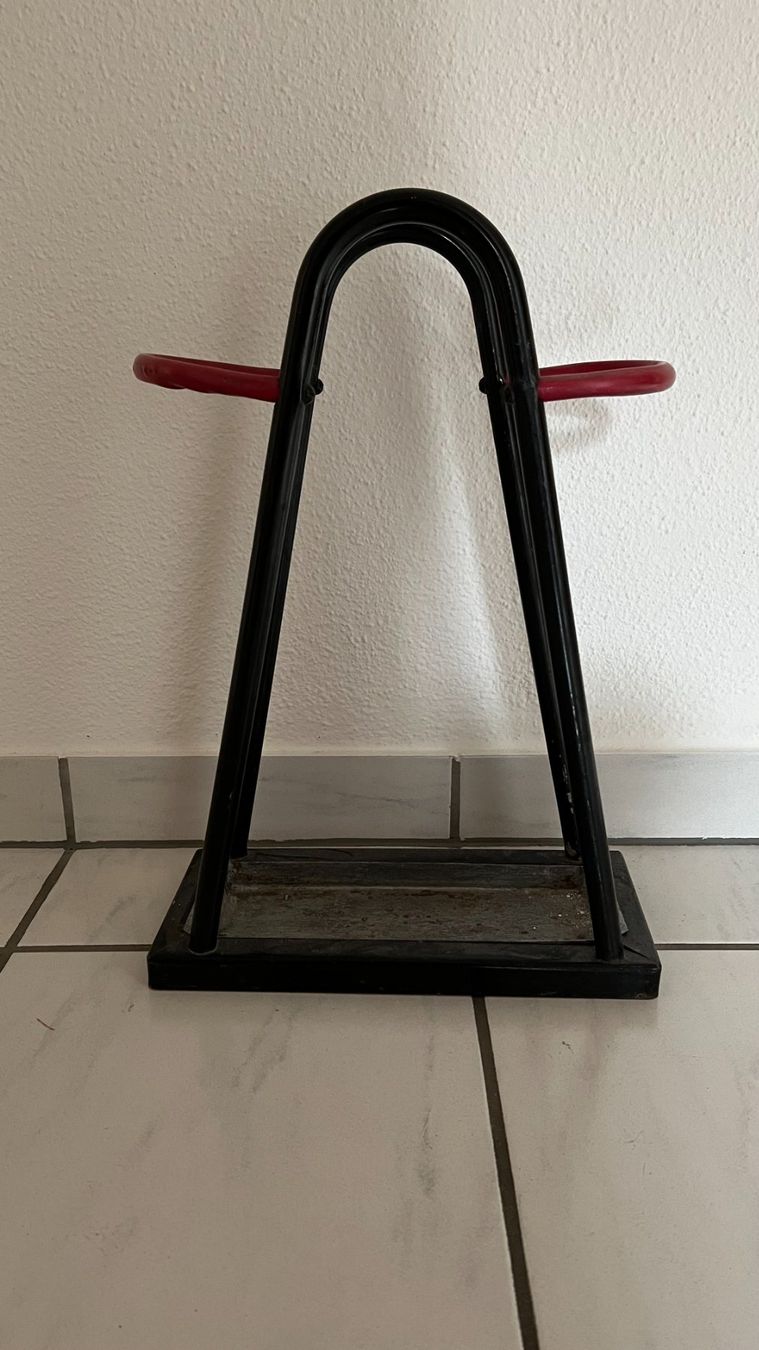 Sonstige Dekorationen & Accessoires: Antiker Schirmständer 30-er Jahre – Gebraucht aus St. Gallen von beaverhouse 1
