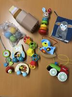 Set mit diversen Baby-Spielsachen