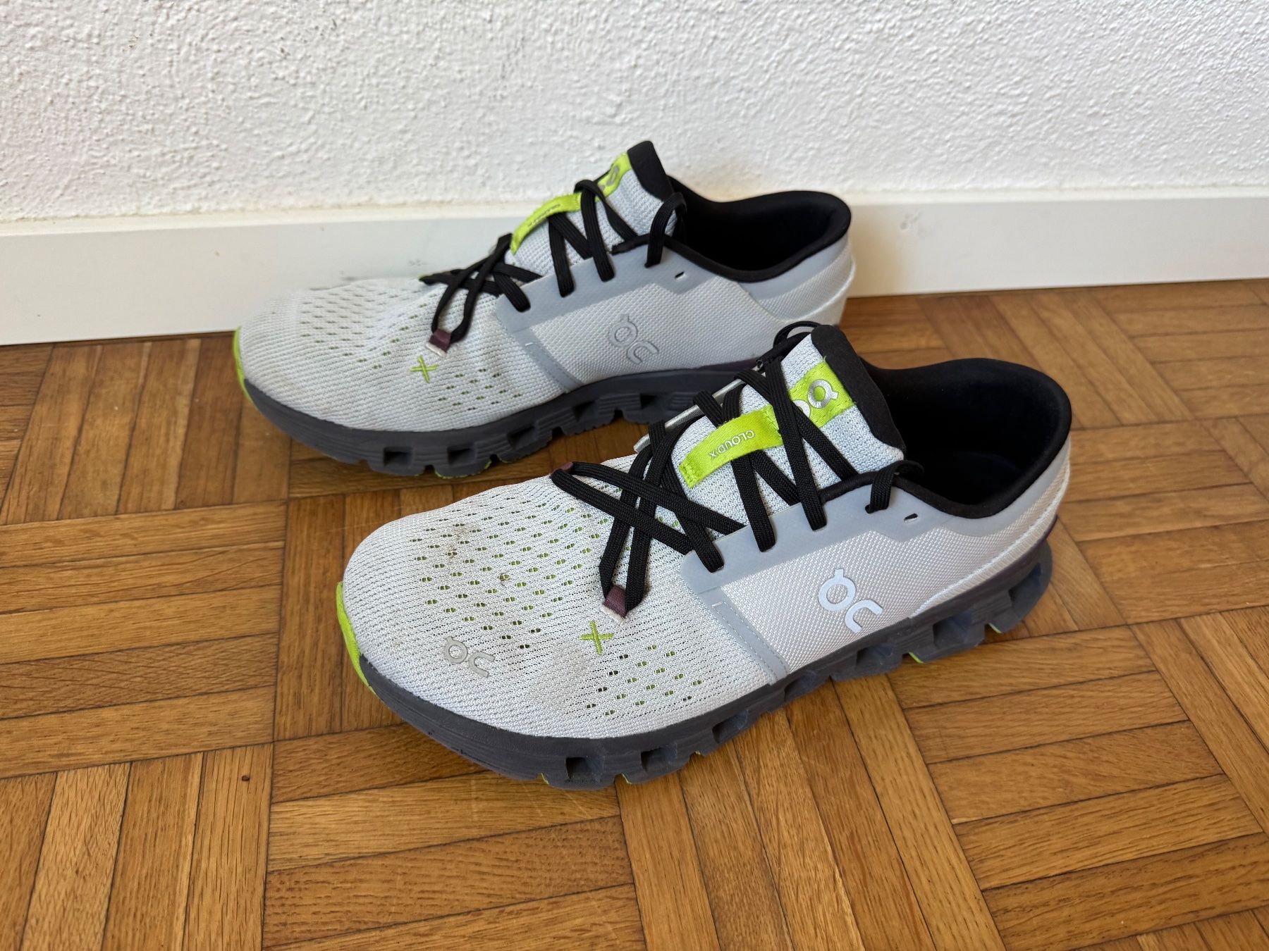 On Scarpe da uomo: On Schuhe Gr 42.5 – Usato da Frauenfeld venduto da guli11