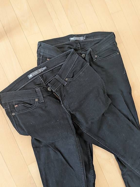 Jeans: Original schwarze Levis Jeans Size 5/27 – Usato da Stäfa venduto da FloStauf 2