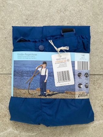 Kinder Latz-Regenhose blau Gr. 146, neu mit Etikett!