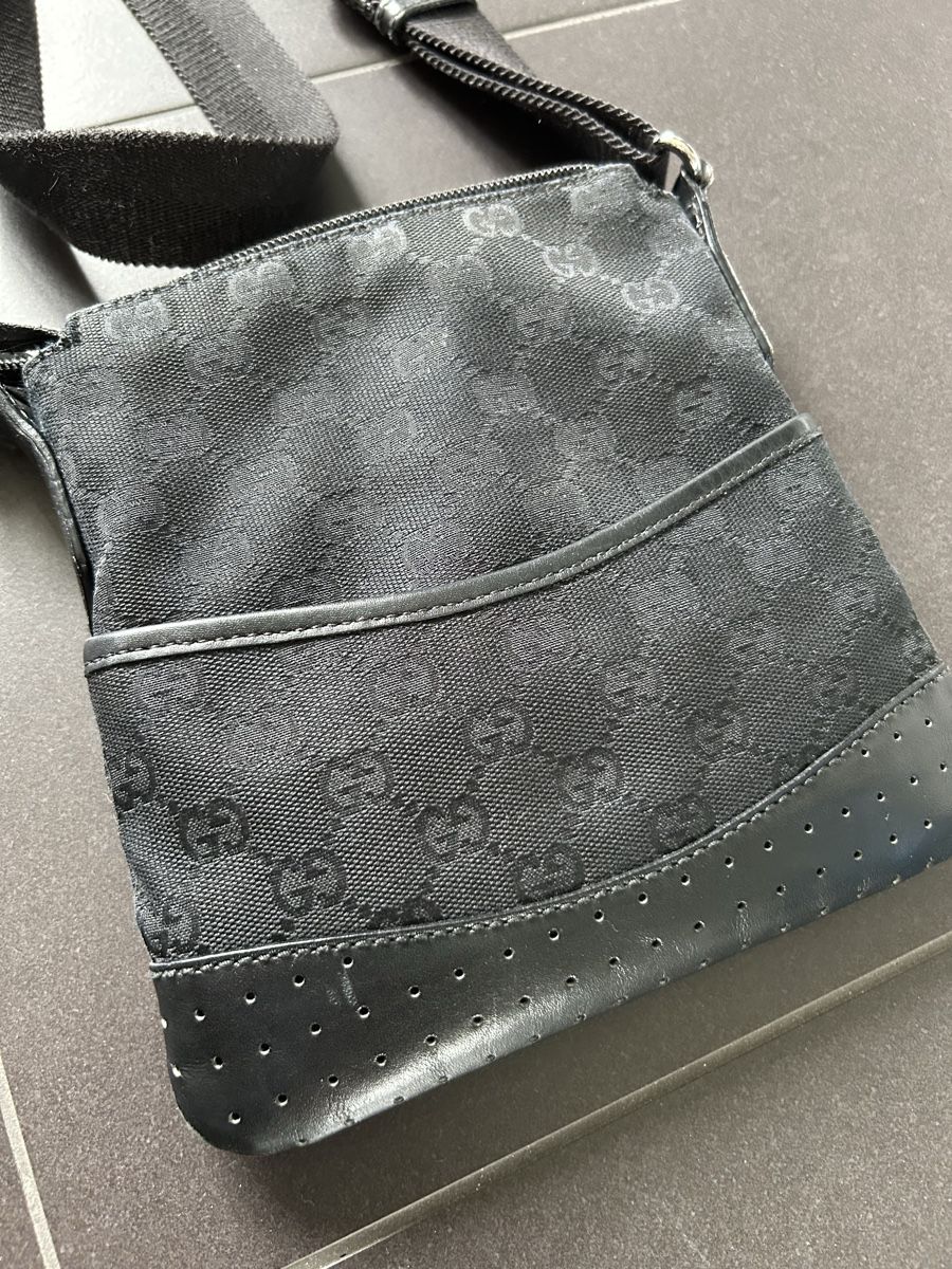 Gucci Borse: Gucci Handtasche schwarz – Usato da Basel venduto da kitu 1