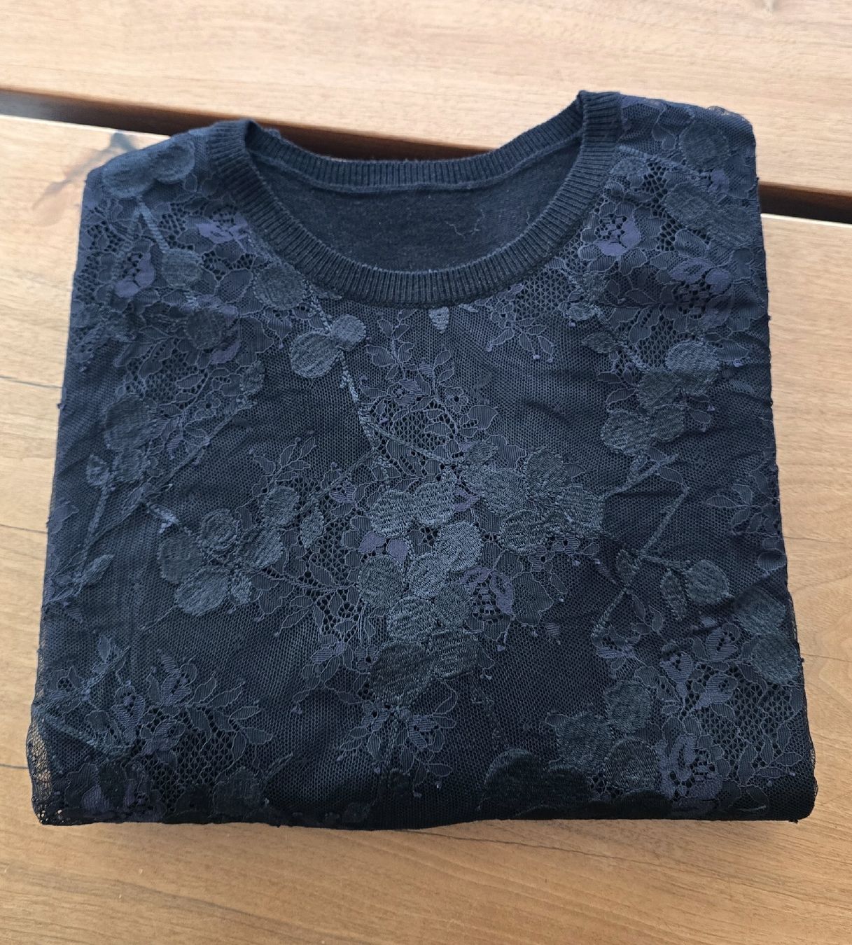 Maglioni & Felpe: Pullover schwarz Grösse M Spitzen Wolle/Baumwolle  – Nuovo e nell'imballaggio originale da Untereggen venduto da cla_kb2w 2
