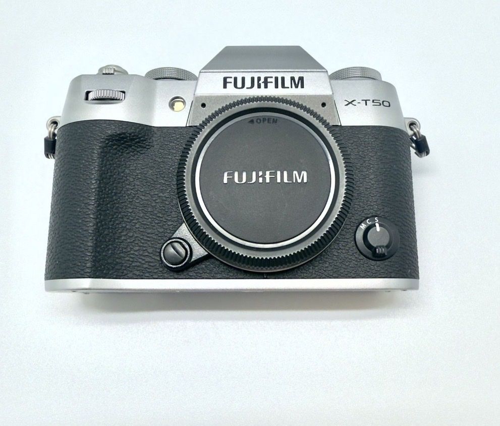 Fujifilm Kamera: FUJIFILM X-T50 silber – Gebraucht aus Steffisburg von Patrick1984