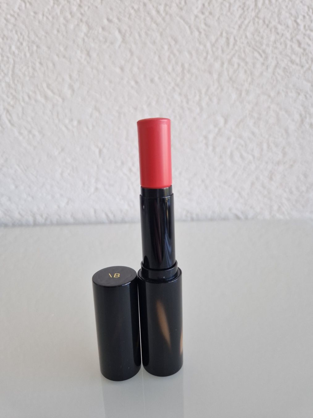 Make-up: Viktoria Beckham Cheeky Posh Rouge in Rollerskate – Neu (gemäss Beschreibung) aus Zürich von swe_vr2x 1