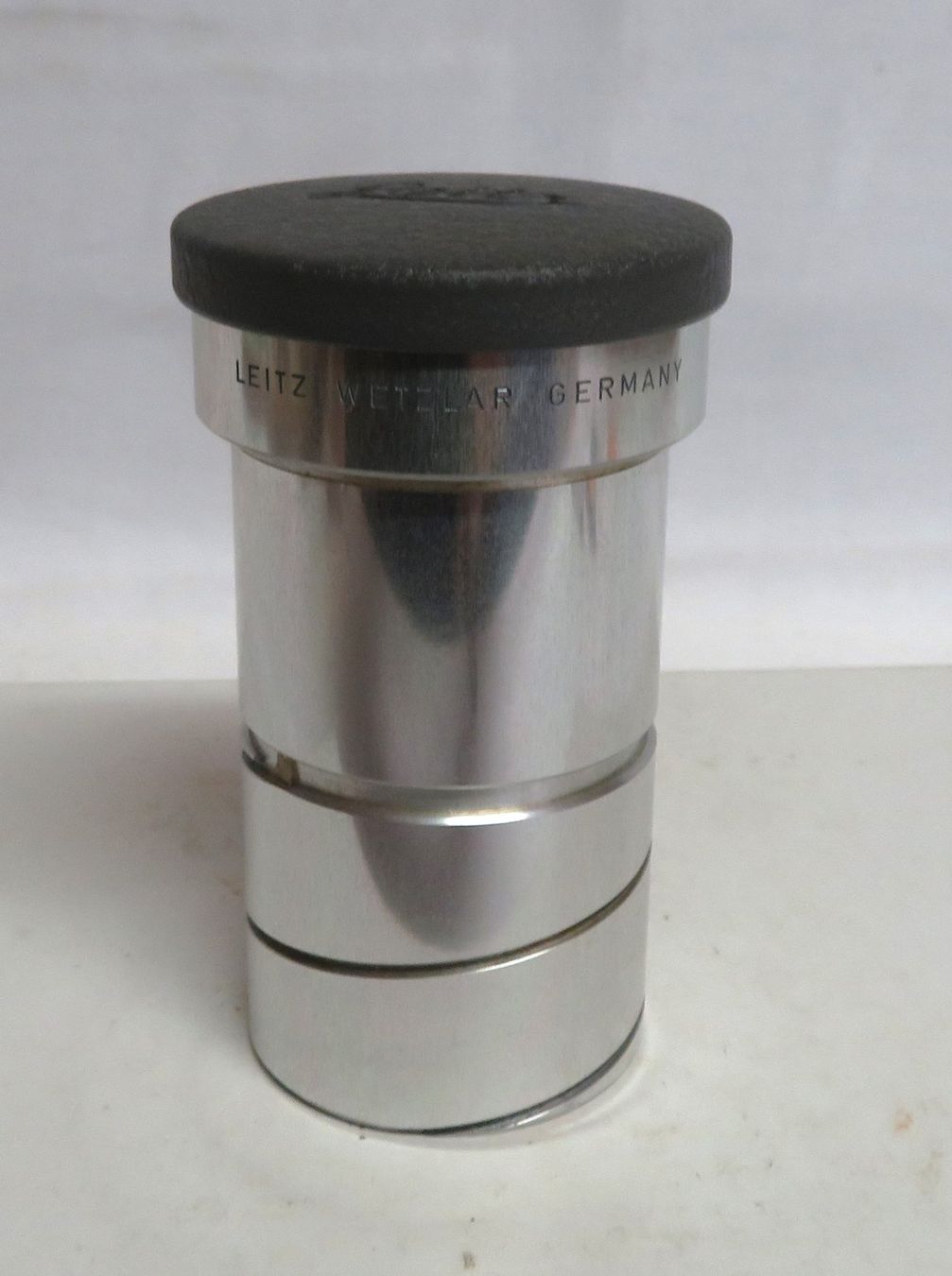 Leitz Obiettivi: Leitz Objektiv Dimaron 1:2.8 / 100mm – Usato da Tüscherz-Alfermée venduto da Newpad