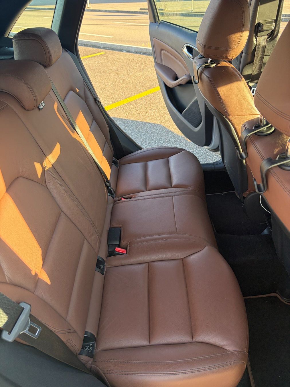 Mercedes-Benz Autos: Mercedes-Benz B200 – D'occasion à Kaufdorf par Ostrich 5
