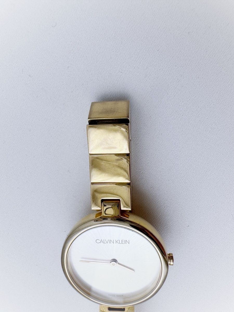 Calvin Klein Orologi: Calvin Klein goldfarbene Uhr – Usato da Brugg AG venduto da Gucci59 2