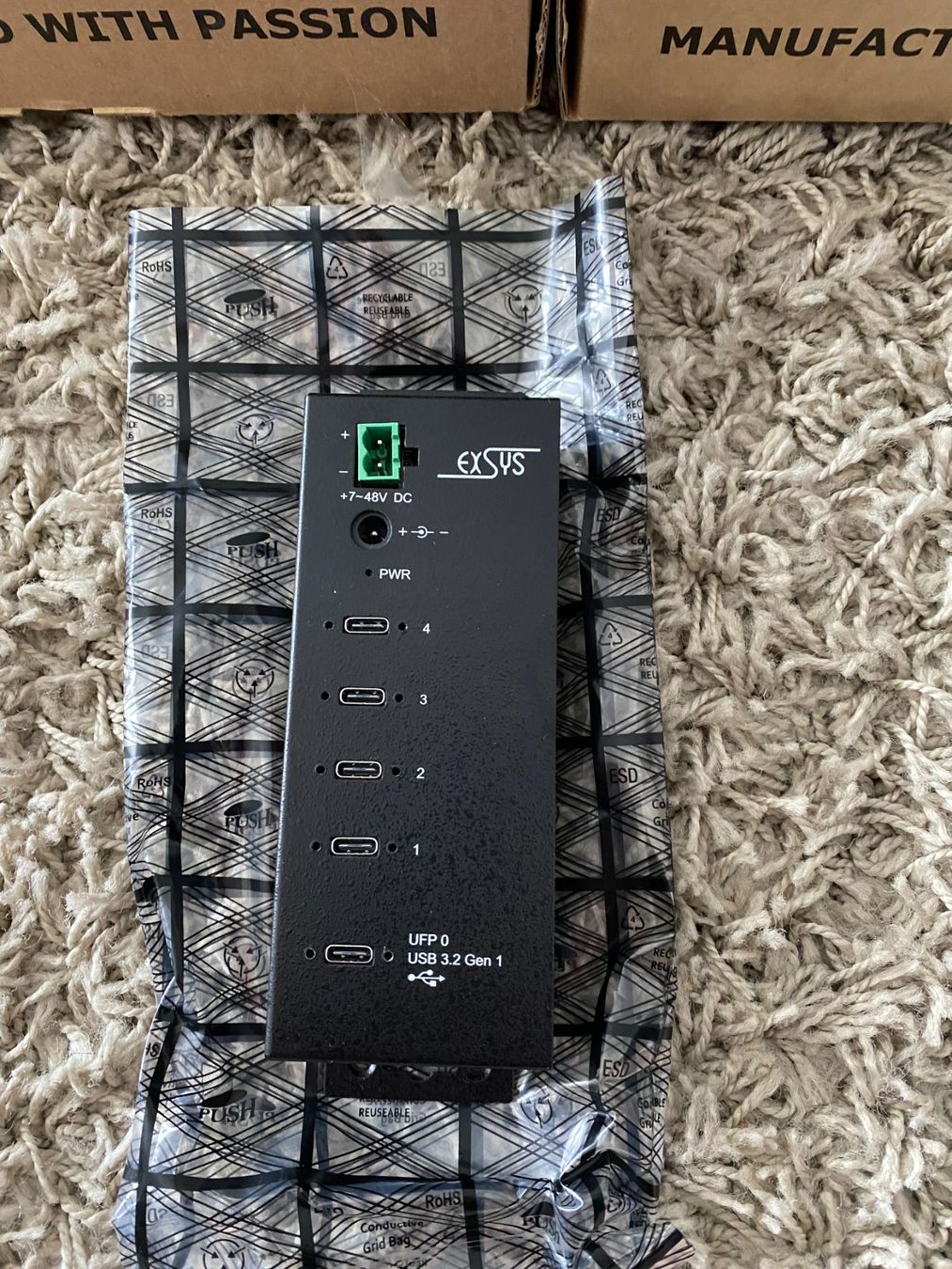 Hub & Switch: Eysys-1144HMVS USB-C Hub inkl. Netzteil – Nuovo (secondo la descrizione) da Flawil venduto da oie_123_b 1