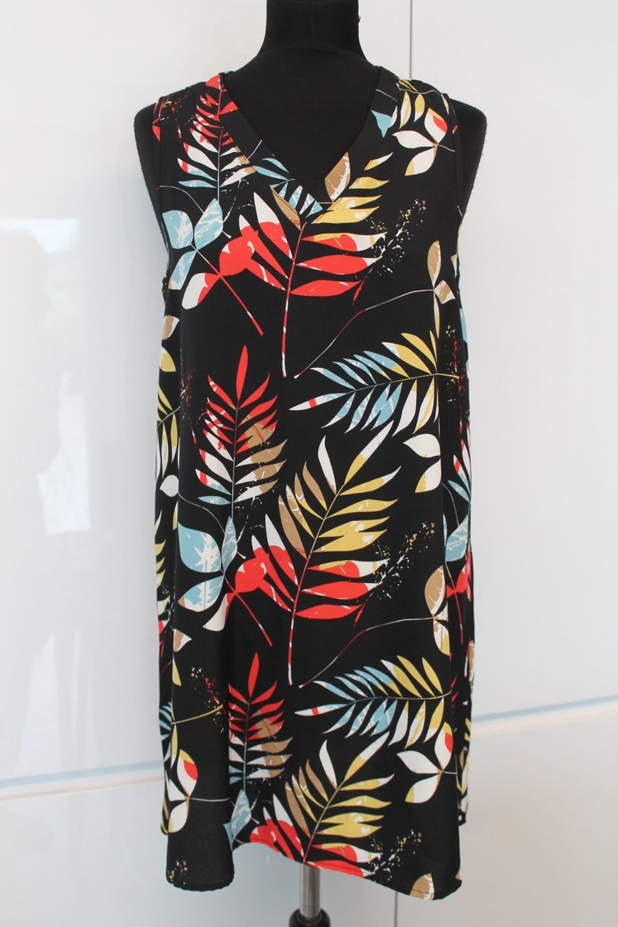 Kleider: Robe d'été taille M – Gebraucht aus Chez-le-Bart von jasse