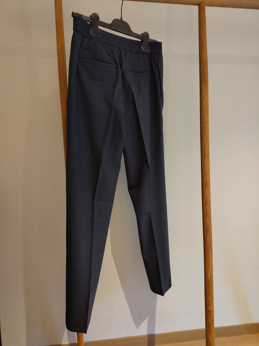 Cos Pantaloni: Hosen / COS / EUR 46 – Usato da St. Gallen venduto da swi_dnw5
