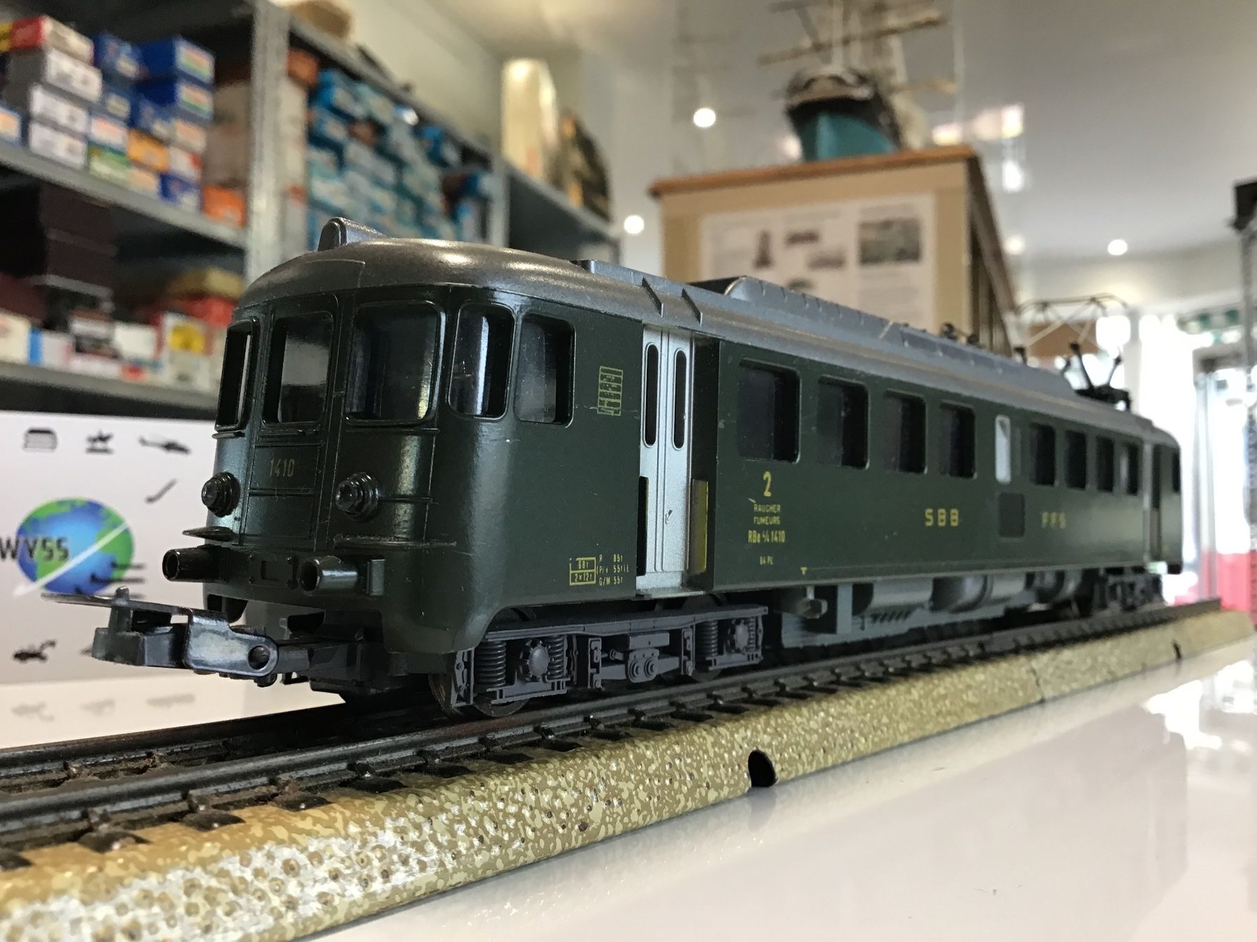 Lima Modelleisenbahnen: SBB Triebwagen, grün, H0, LIMA – Gebraucht aus Männedorf von Spezial-Modelle 1