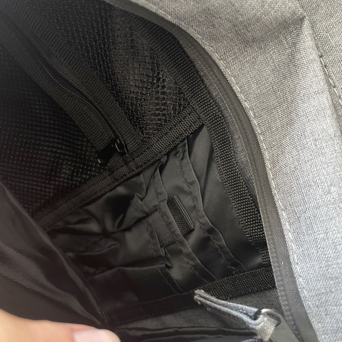 Zaini: Cockpit Rucksack, Backpack, Expert, 20 Liter, grau – Nuovo e nell'imballaggio originale da Bellach venduto da Lapislazuli_blues 3