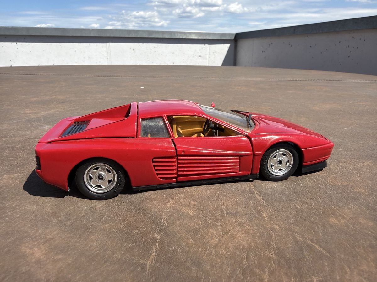 Revell Voitures modèles: Ferrari Testarossa - 1/24 - Revell – D'occasion à Wolfwil par Rolex1 3