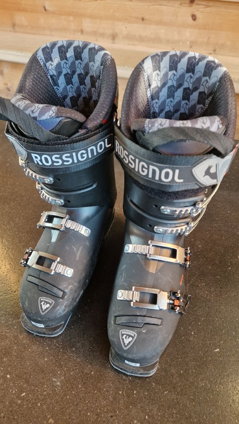 Rossignol Herrenschuhe: selten gebrauchter rossignol skischuh. – Neu (gemäss Beschreibung) aus trogen von Negra0