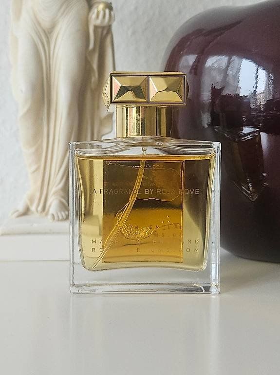 Roja Profumi & Eau de Toilette: Roja Parfums Enigma Aoud Eau de Parfum 50ml – Nuovo (secondo la descrizione) da St-Prex venduto da ily_jf7q 1