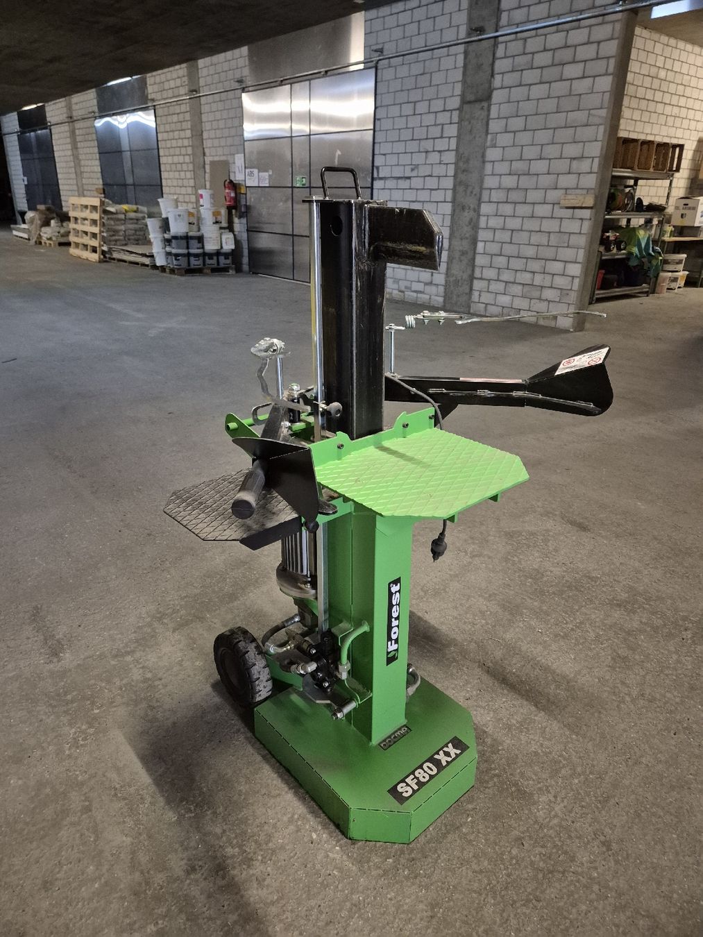 Tutte le macchine: Holzspalter Forest SF80 XX neuwertig – Nuovo (secondo la descrizione) da Haldenstein venduto da Ramona_D.