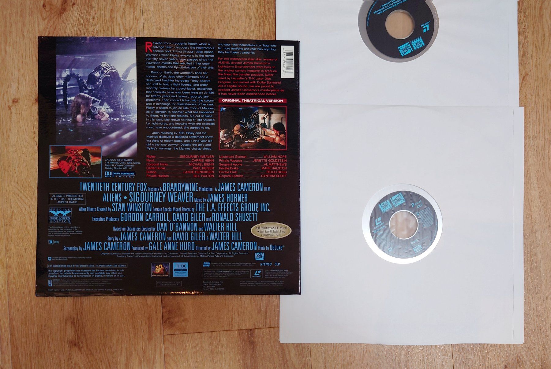 Alle DVDs: ALIENS - Laserdisc – Gebraucht aus Schlatt TG von  2