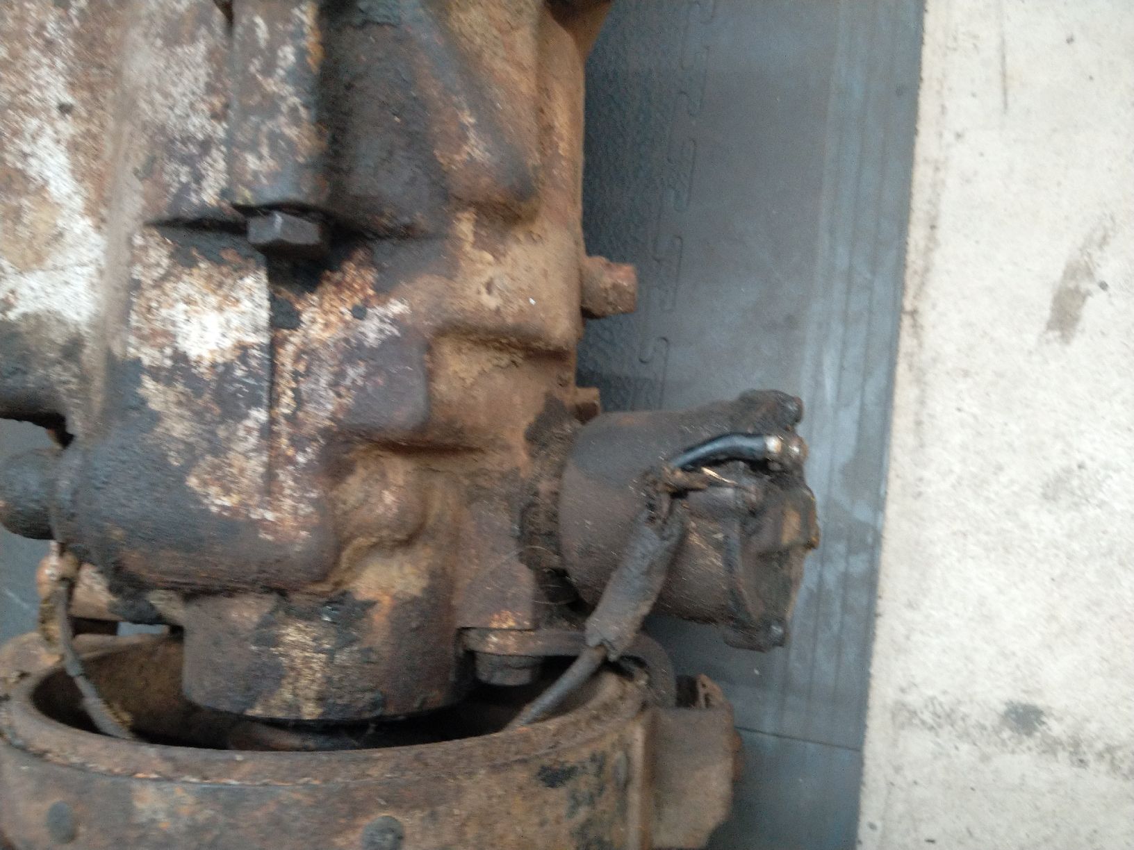 Chrysler Tutti pezzi di ricambio auto: Chrysler Fluid Drive – Difettoso da Steinen venduto da Blackcadillac 1