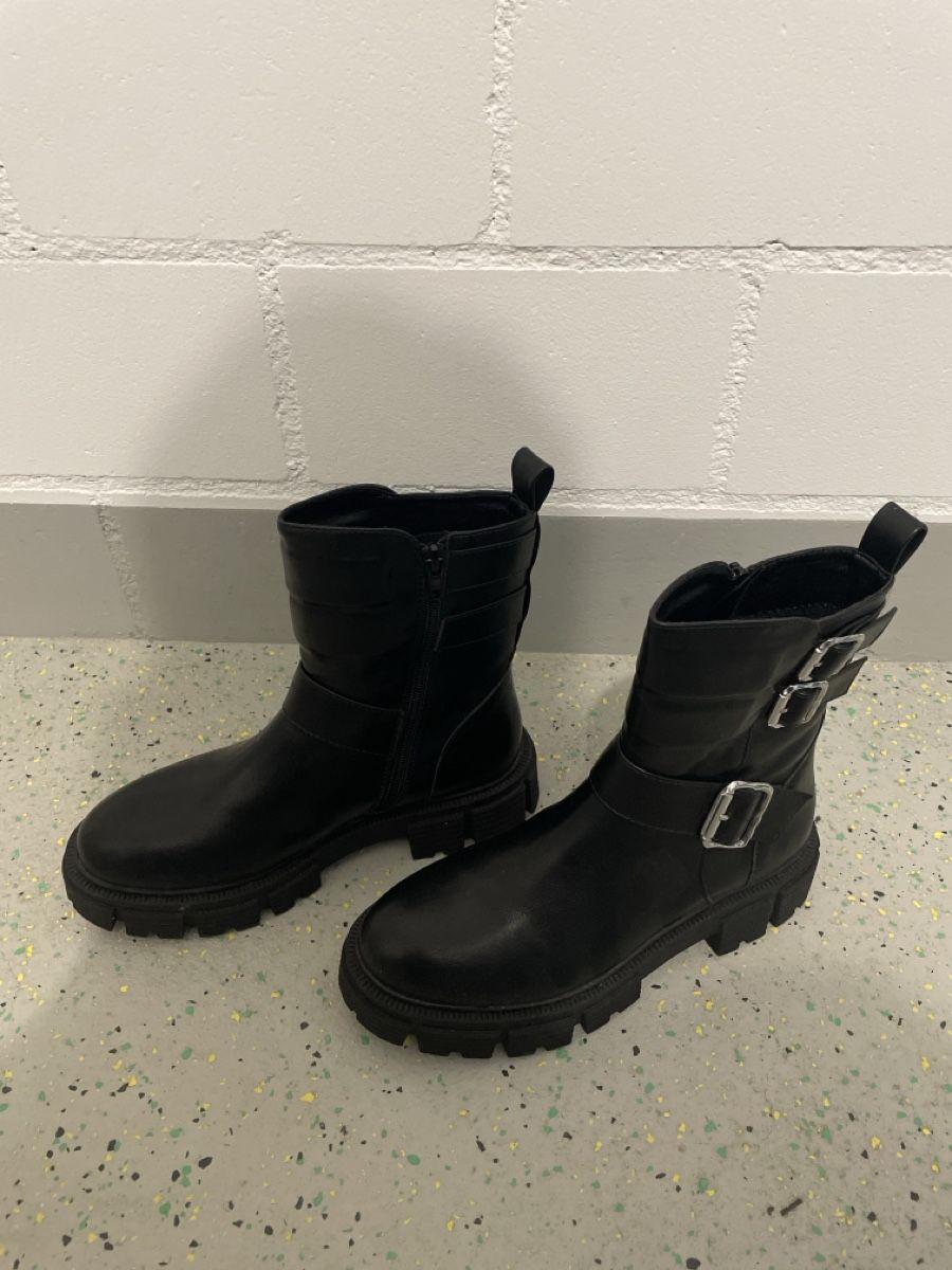 Dosenbach Scarpe da donna: Schwarze Bootsschuhe – Nuovo (secondo la descrizione) da Kottwil venduto da Mario_19