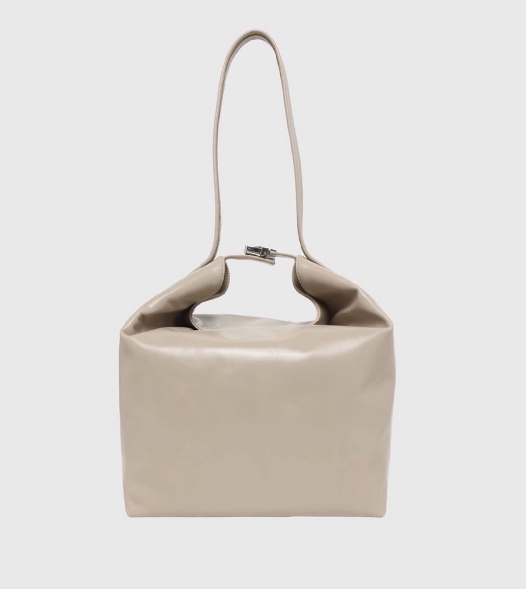 Taschen für Damen: By Far leather bag – Neu und originalverpackt aus Paradiso von viorea 1