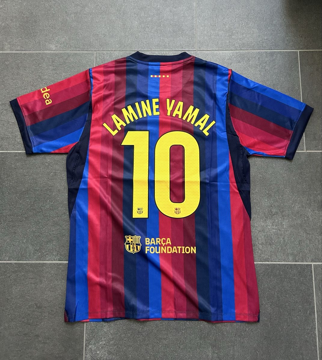Canottiere & Pantaloni: FC Barcelona Trikot 26/27 – Nuovo (secondo la descrizione) da Otelfingen venduto da hun_7ytk 3