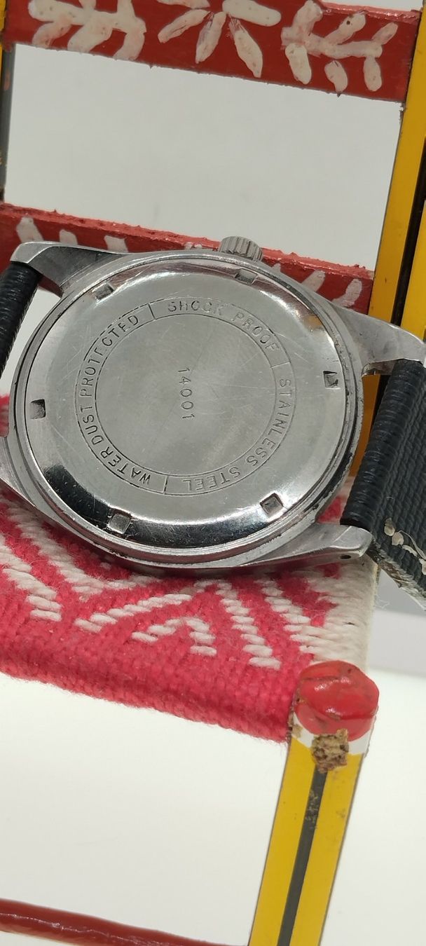 Orologi: Montre hmt récupération – Usato da La Chaux-de-Fonds venduto da jac_9llg 6