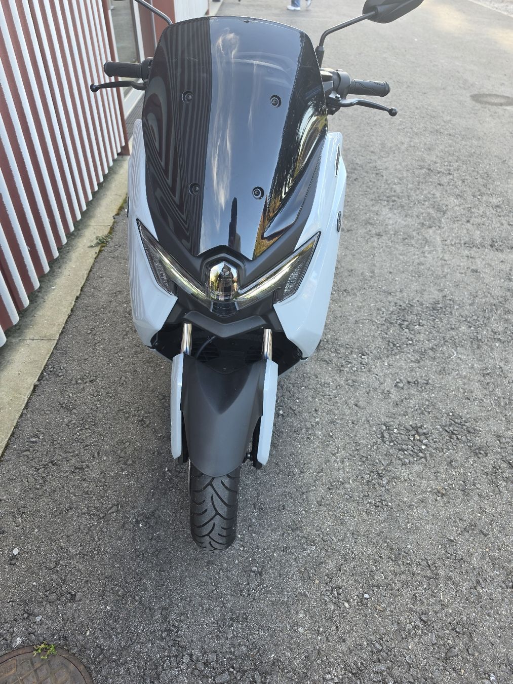 Yamaha Scooters: Yamaha NMAX Tech Max 125 Grau – D'occasion à Immensee par Bonsai_Golf 7